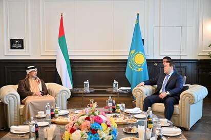 الإمارات وكازاخستان تعززان العلاقات الثنائية: منصور بن زايد يلتقي رئيس وزراء كازاخستان