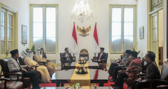 الرئيس الإندونيسي يشيد بجهود دولة الإمارات في تعزيز القيم الإنسانية ومبادرات التغير المناخي