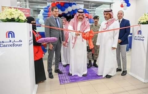 حائل الأمير يفتتح أول فرع للشركة السعودية للتجزئة الشاملة “كارفور”