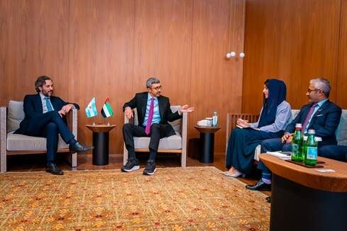 عبدالله بن زايد يلتقي وزراء الخارجية على هامش الدورة الـ78 للجمعية العامة للأمم المتحدة