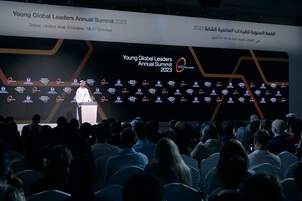 مكتوم بن محمد يفتتح القمة السنوية للقادة العالميين الشباب