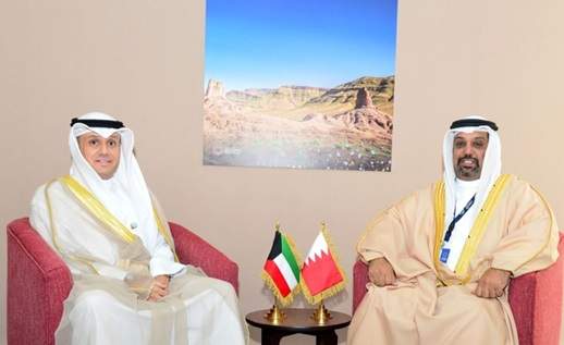 وزير المالية يؤكد متانة العلاقات البحرينية الكويتية