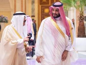 ولي العهد يستقبل كبار الشخصيات والقادة المشاركين في قمة الرياض