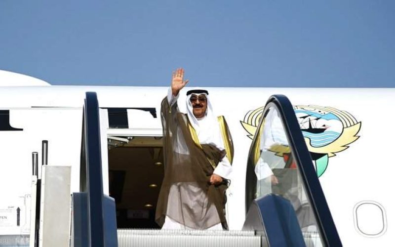 ممثل الأمير يغادر مصر بعد ترأسه وفد الكويت في قمة القاهرة للسلام