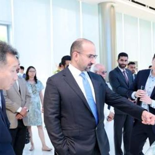 وزير الصناعة يزور المقر الرئيسي لشركة هواوي