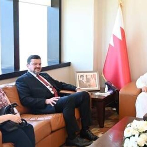 المراجع العام يجتمع مع سفير الاتحاد البرازيلي