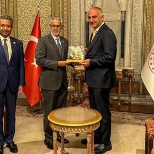 رئيس مجلس إدارة GFG يلتقي وزير الثقافة والسياحة التركي