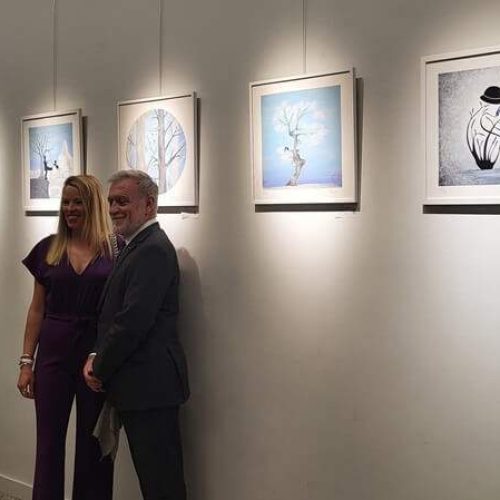 افتتاح معرض لورا شابلن: إرث فني لا يندثر