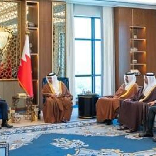 سمو نائب الملك يستقبل سفير فرنسا المعين حديثا لدى البحرين