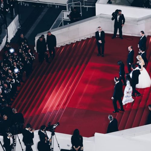 افتتاح الدورة 74 لمهرجان كان السينمائي / Opening of a 74th edition of the Cannes Film Festival