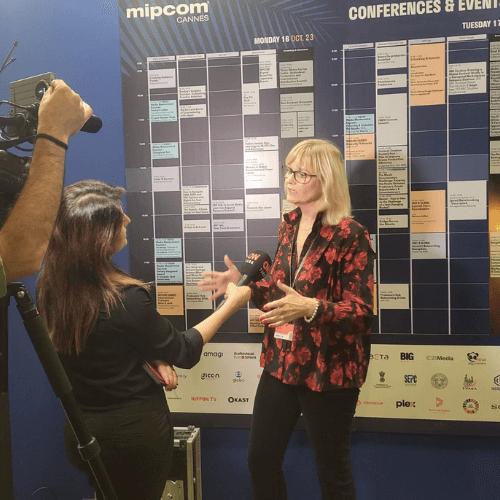 مؤتمر صحفي لوسي سميث في MIPCOM 2023: لمحة عن المستقبل والأرقام الرئيسية